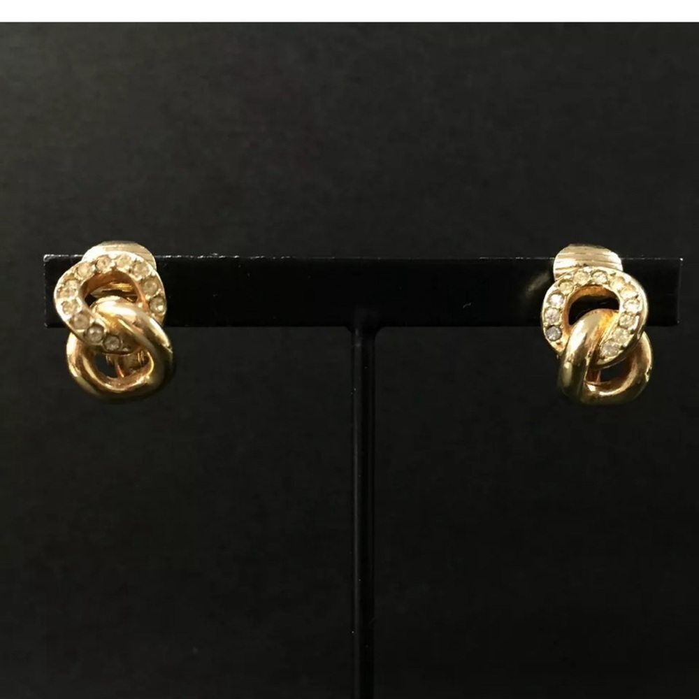 Authentic Dior Christian Dior Rhinestone Gold Tone Earrings 💝